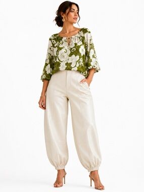 $148 Maeve Anthropologie Ivory Faux Leather Balloon Pants Women’s S NWT
